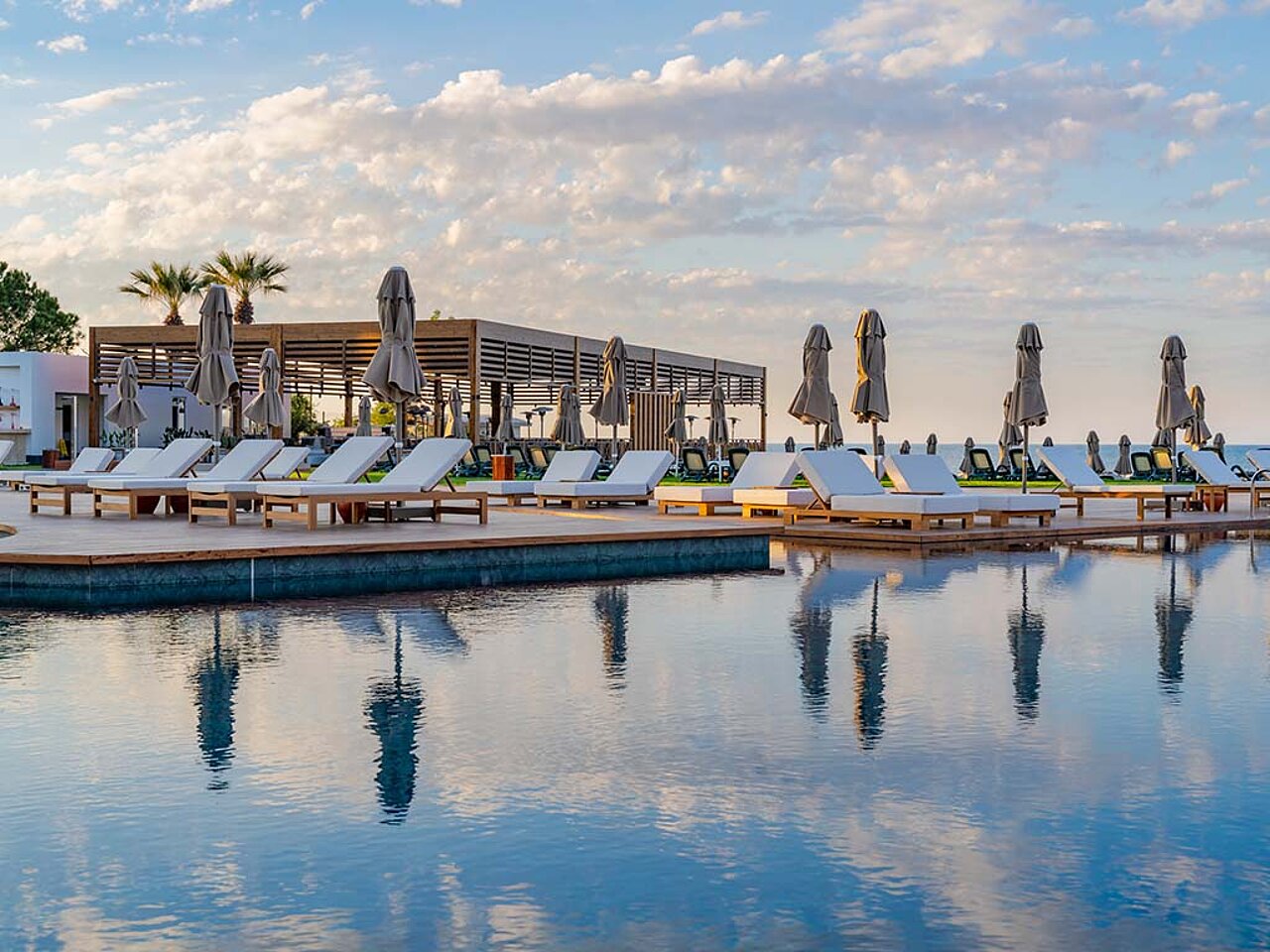 Hovedbygningens bassengområde